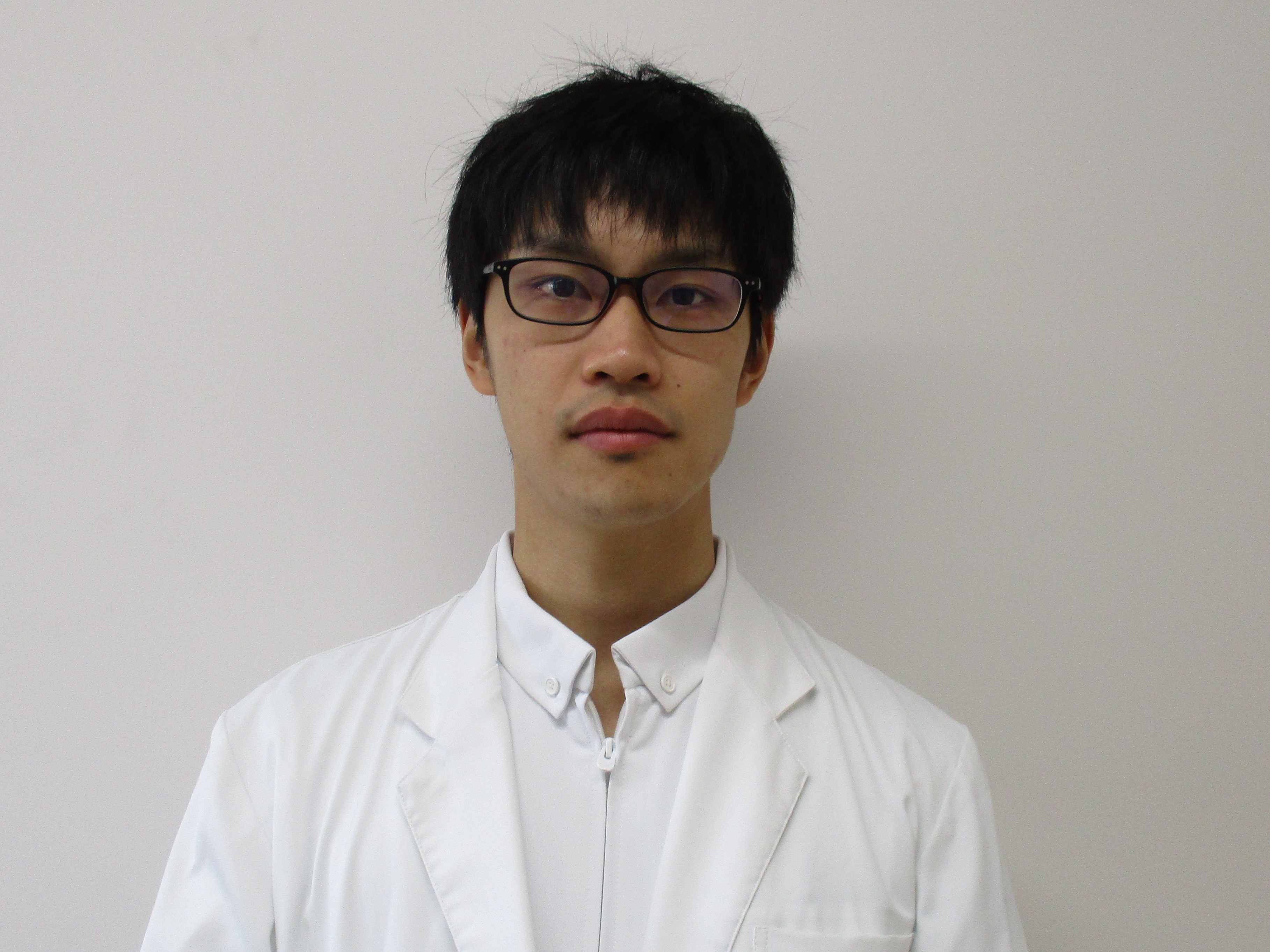 <p>札幌市出身、札幌医科大学卒業後、現在北海道家庭医療学センター医師として昨年まで帯広協会病院で勤務しておりました。海の町に住むことは初めてなので、食べ物や景色、海沿いのランニングなど、たくさん楽しみたいと思っています。1年間という短い期間ですが、地域の皆さまに少しでも貢献できるように努力していきたいです。よろしくお願いいたします。</p>